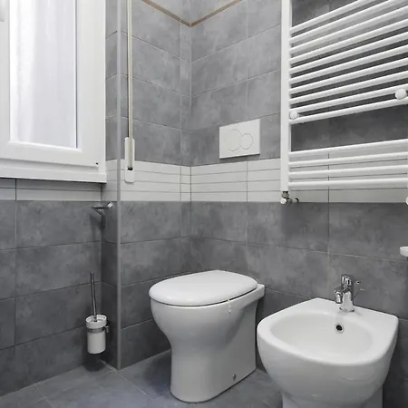 Homesuitehome Guest house 3*
