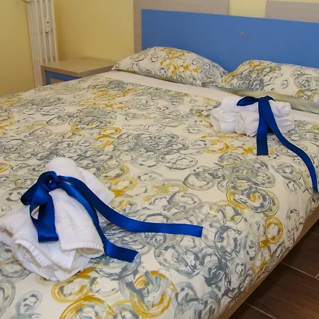 Guest house Homesuitehome 3*