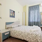בית הארחה Homesuitehome