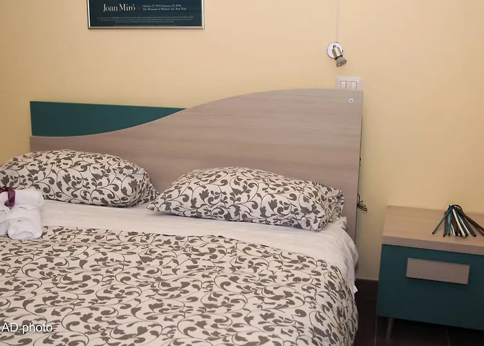 Pensionat Homesuitehome 3*