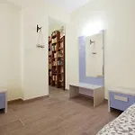 Homesuitehome