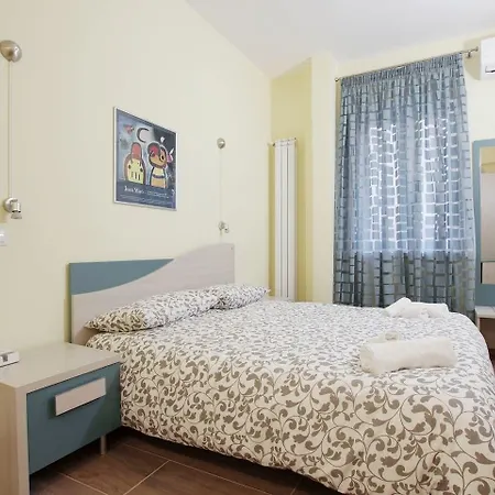 Homesuitehome 3* Rom
